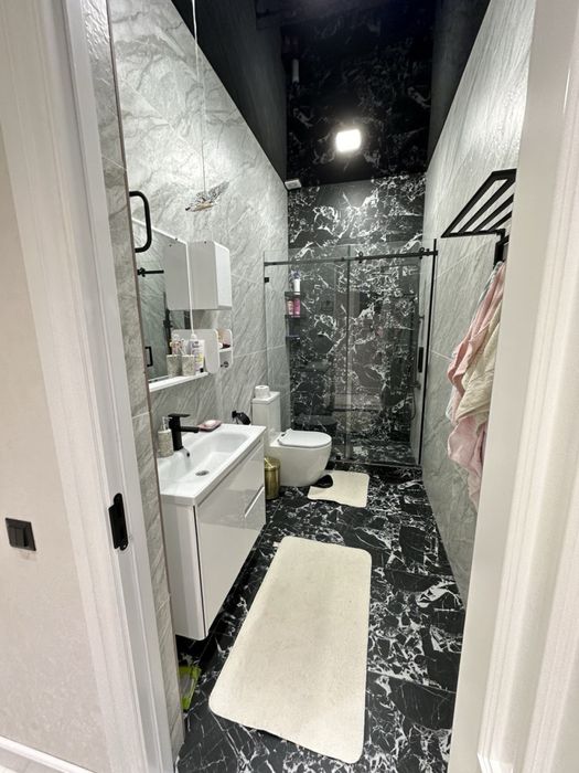 Nazarbek , Harakat  3 sotok  8 xona