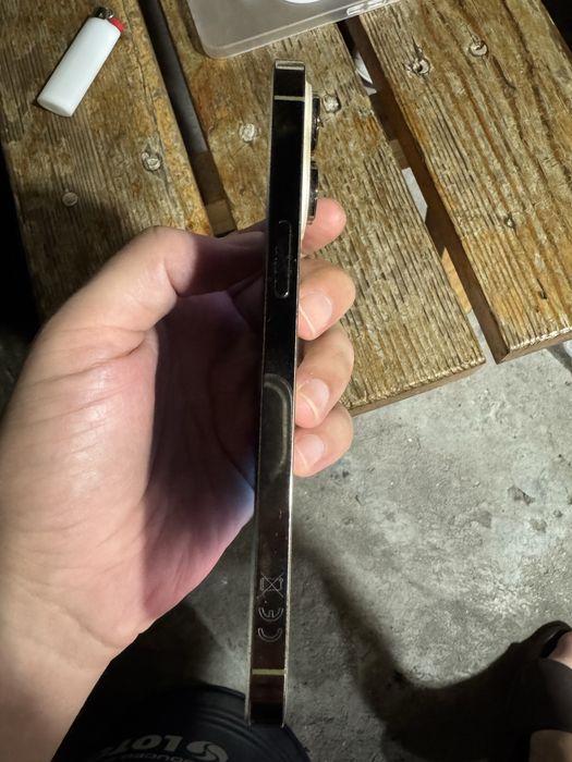 Iphone 14 pro max 256 Bir qol tutlgan