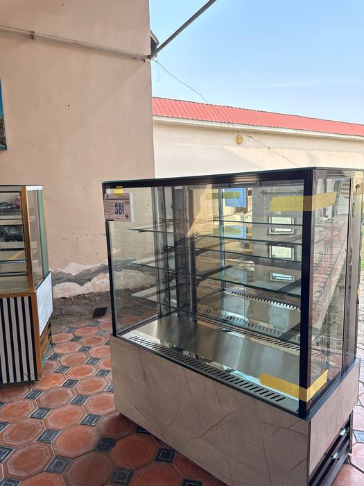 Холодильная витрина от производителя на заказ