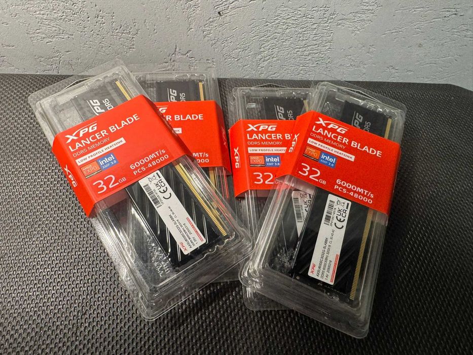 Memorii ram XPG kit 64gb ddr5 placute de 32gb 6000