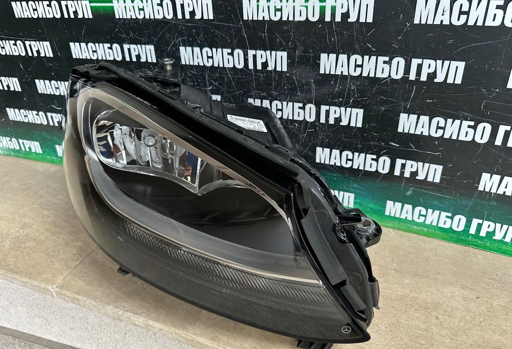 Фар десен фарове нексенон Н7 за Мерцедес Ц205 Mercedes C-класа W205