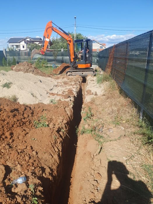 Inchiriez miniexcavator 4t.si autobasculanta 18t.
