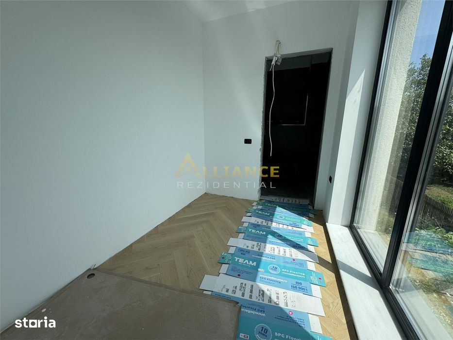 Vila tip DUPLEX 5 camere- 4 bai, curte 250 MP