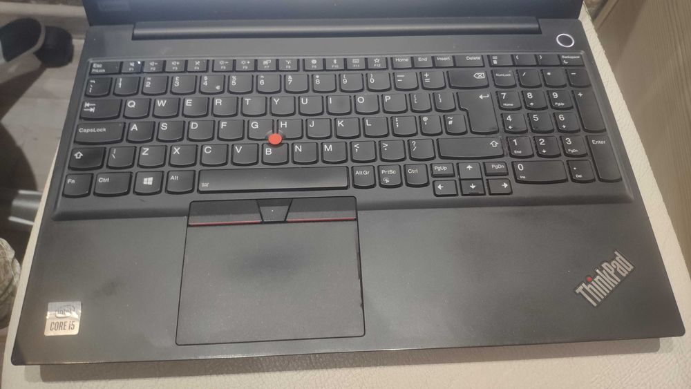 15'6 лаптоп Lenovo Thinkpad E15 Core i5 10210U/8GB RAM/240GB SSD