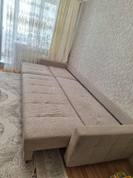 Продам диван 3 метра