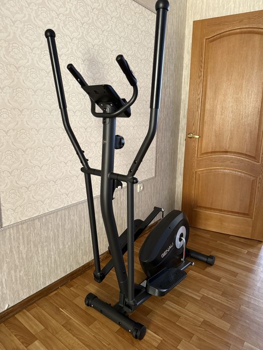 Тренажер Элипс GENAU GN100