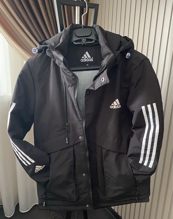 Продам осеннюю куртку