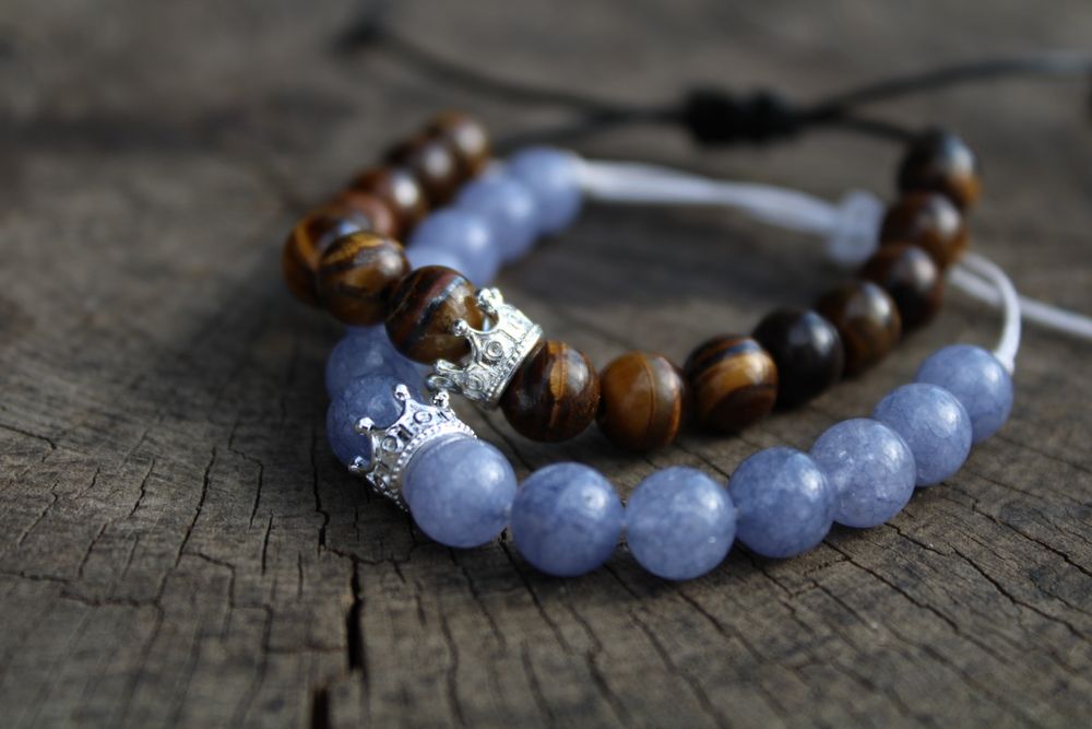 Гривни за двойки с коронки