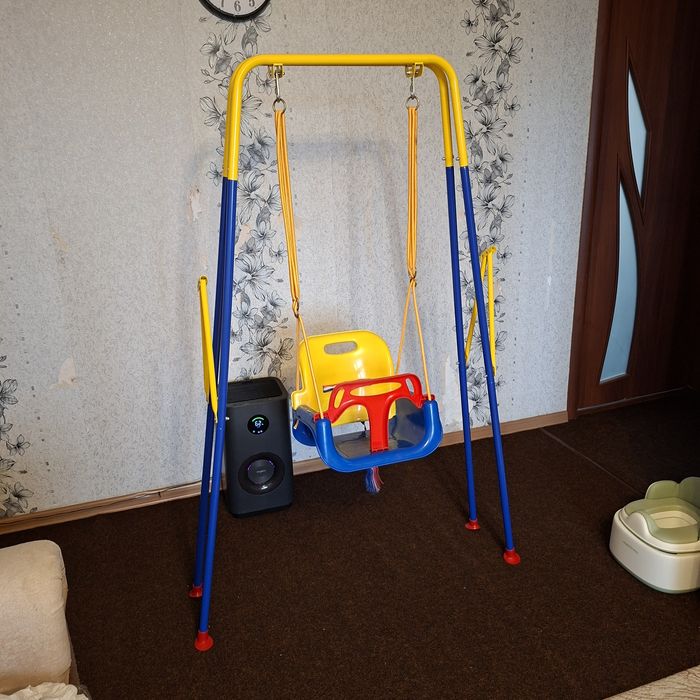 Детская качеля от года до 3 лет