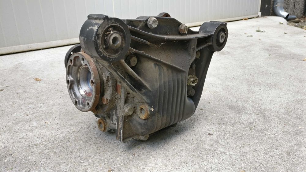 Диференциал от БМВ 850и тип 210 число 3.15