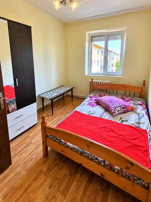 Vand Apartament 2 Camere