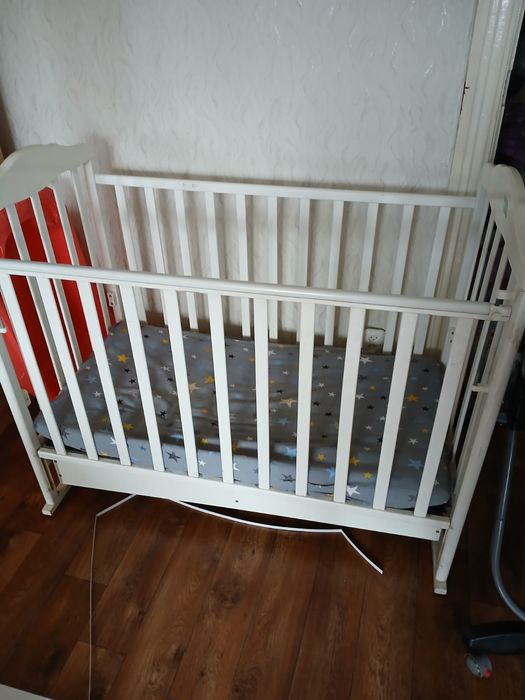Недорого детская кроватка
