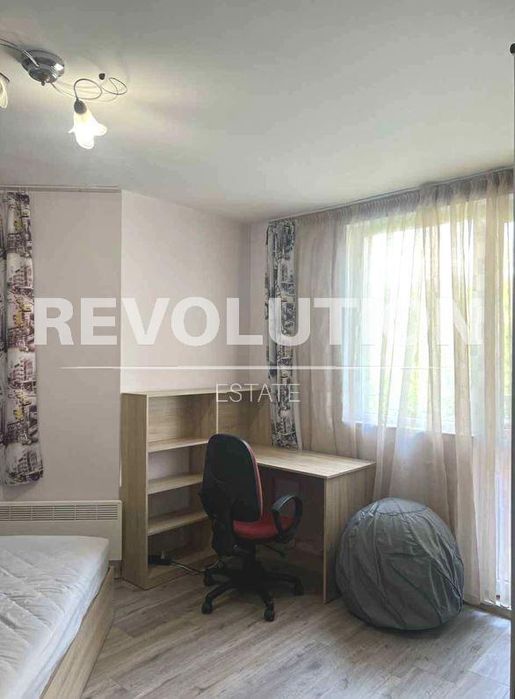 Дава се под наем Двустаен апартамент в Варна, Бриз - 69 кв.м за 500 € - Снимка #2