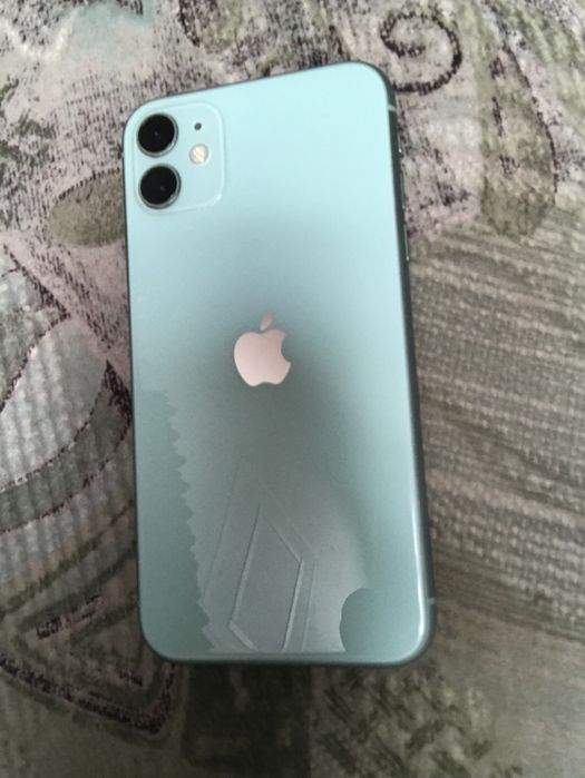 Iphone 11 ecran crapat, perfect functional