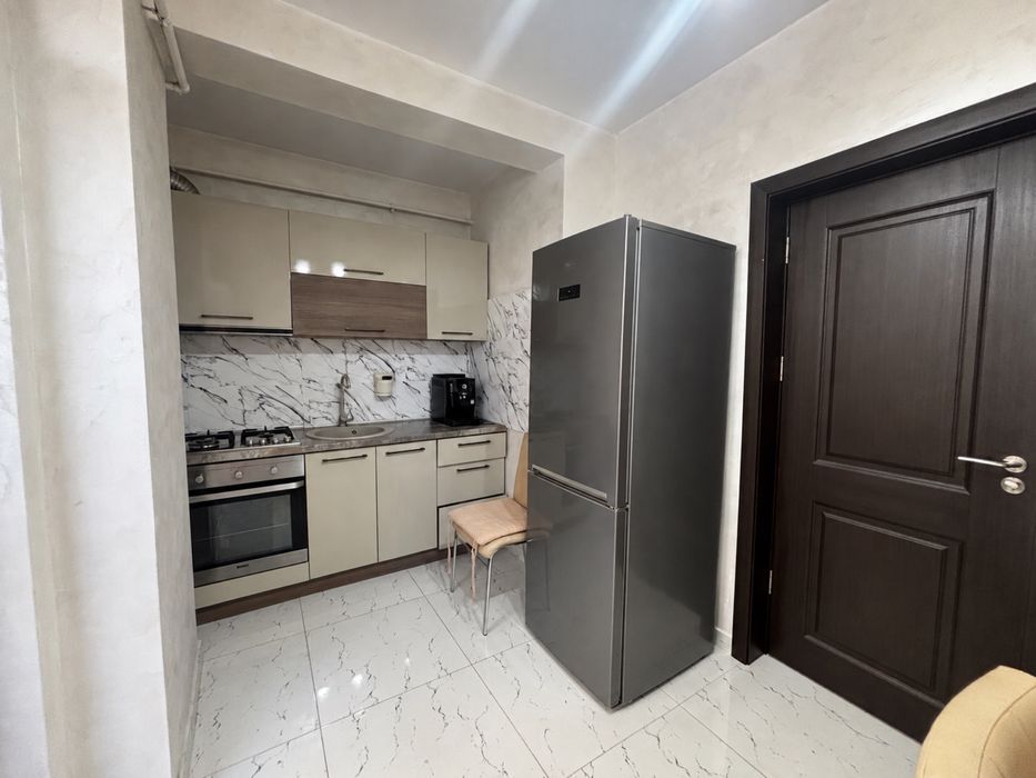 Apartament 2 camere, 65 mp, 2 balcoane, mobilat complet – Mamaia Nord, Str. T3