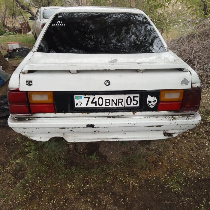 Продам ауди 100.