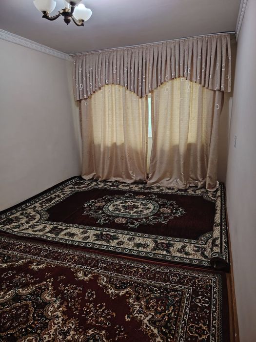 Аренда 1 ком квартира в 8 мкр 2 этаж