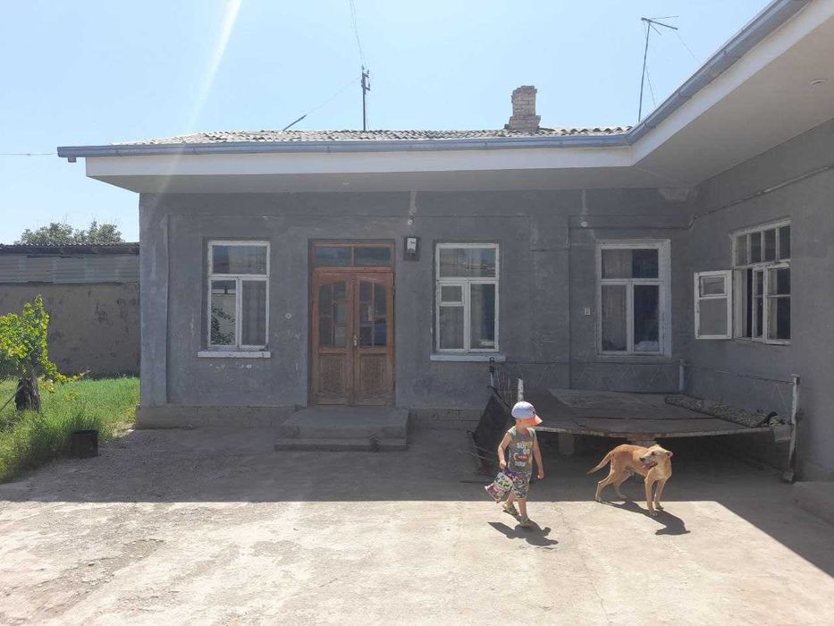 Кибрайда уй сотилади