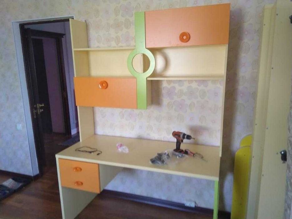 Детский шкаф с столом