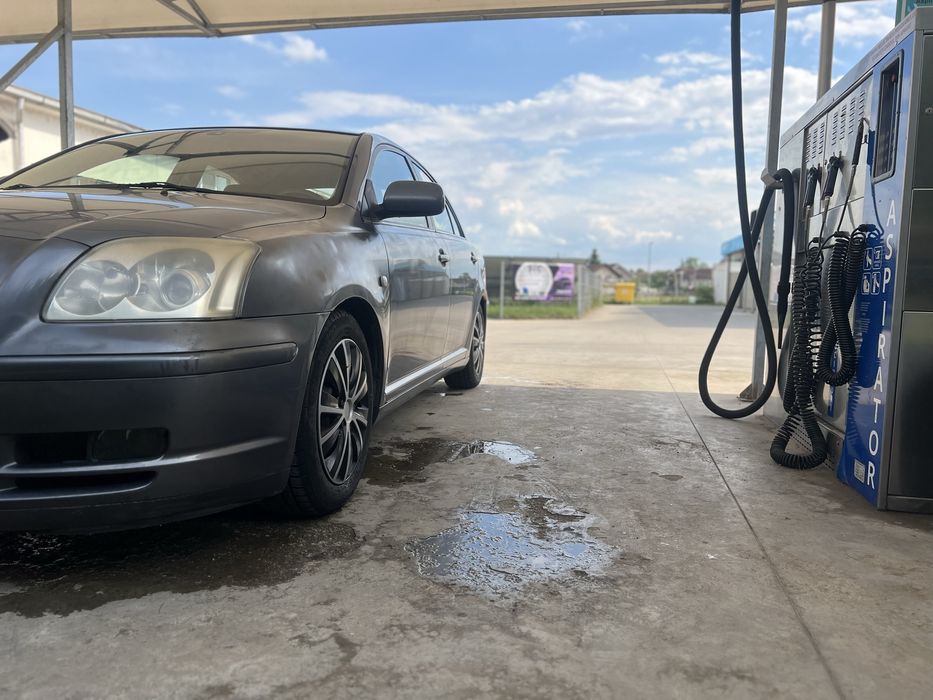 Toyota Avensis 2.0 D4- D