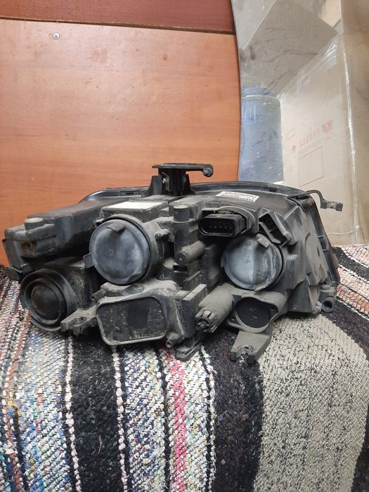 Фарове за Ауди а4b8 седан-2008год. Оригинални