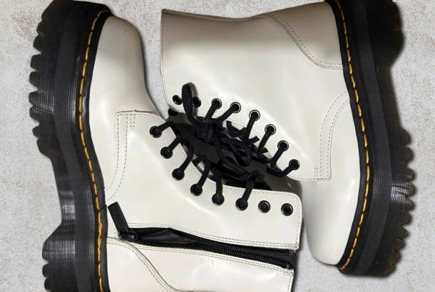 Ghete cu platformă Dr. Martens Jadon Alb 37 Unisex