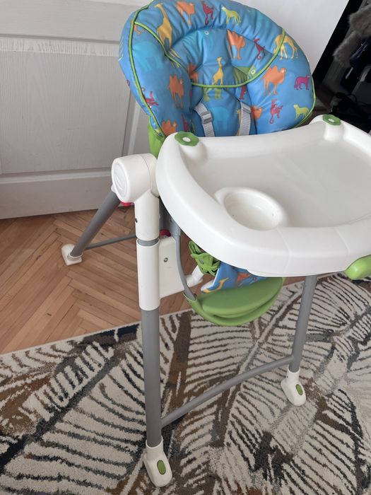 Scaun de masa bebe