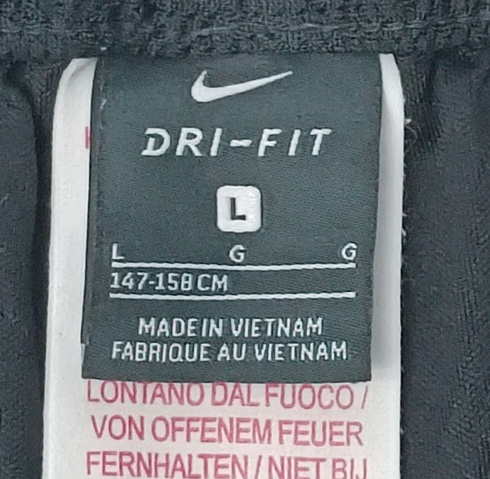 Nike DRI-FIT FC Barcelona Shorts оригинални гащета ръст 147-158см Найк