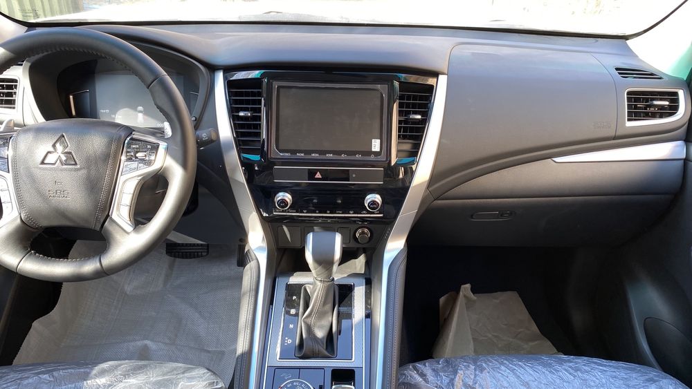 Mitsubishi Montero sport