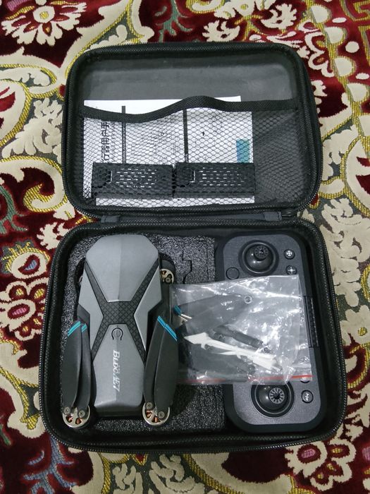 Продам дрон AE7 новый