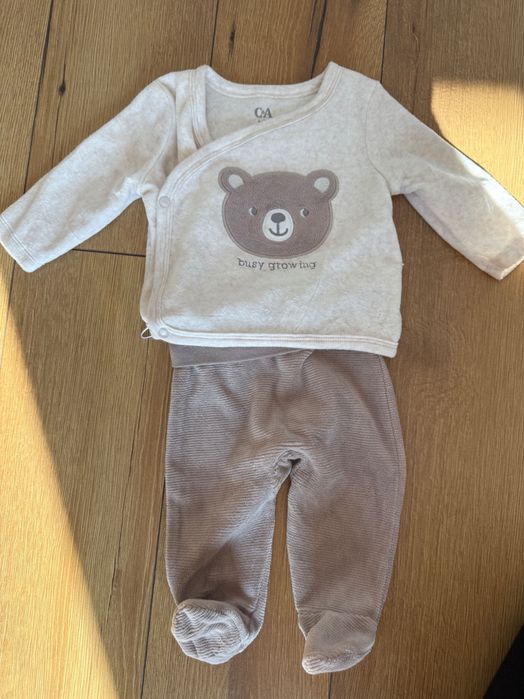 Lot hăinuțe bebe, mărimea 62 C&A