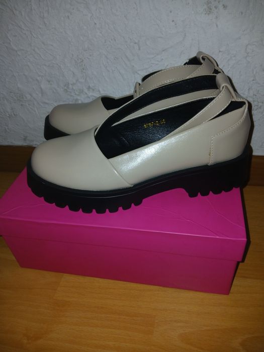 Балетки бежевые 38р