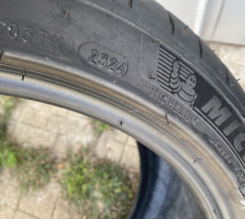 MICHELIN Pilot Sport 225/40/ZR18
