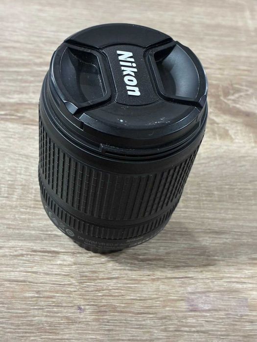 Обектив Nikon DX VR