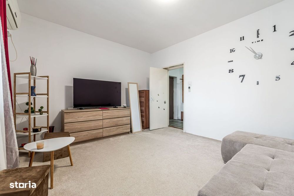 Apartament cu 1 cameră, balcon închis și boxă pe str. Carol Davila