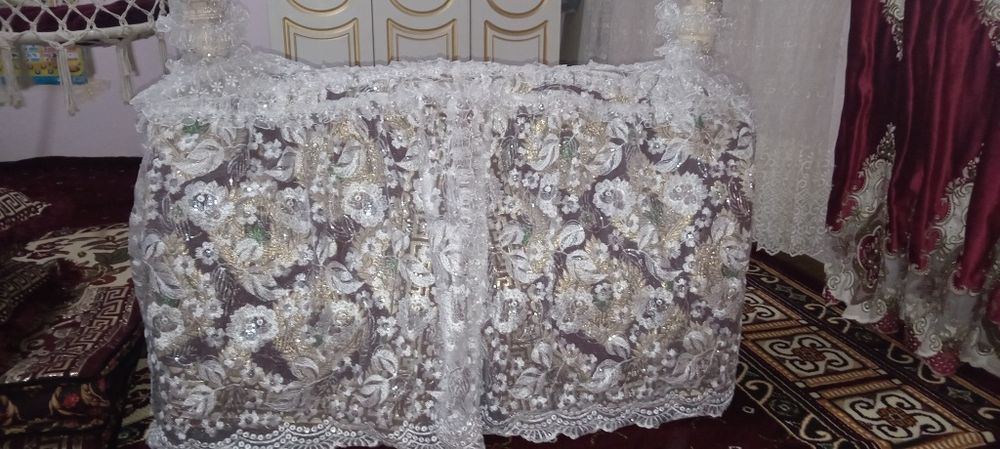 Yangi beshik ishlatilmagan 2ta yostiq 2ta kurpachasibilan kampilekt