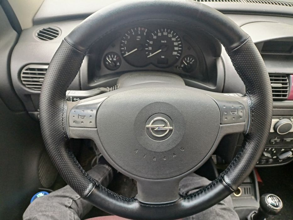 Huse piele volan (montaj inclus)