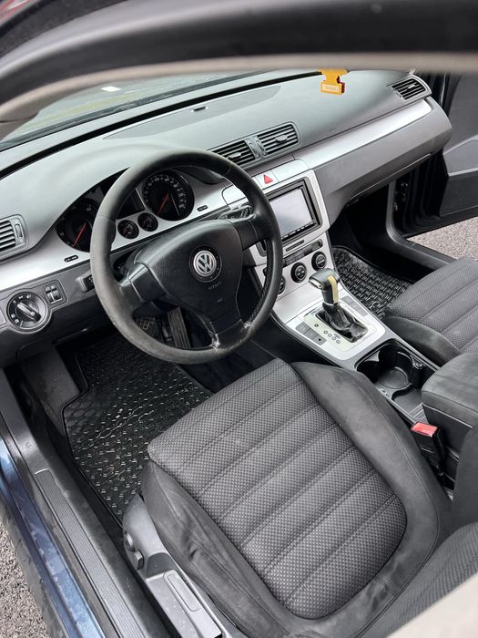Vând Volkswagen passat AUTOMAT 2.0TDI an 2008