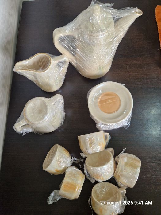 Set de cafea si farfurioare