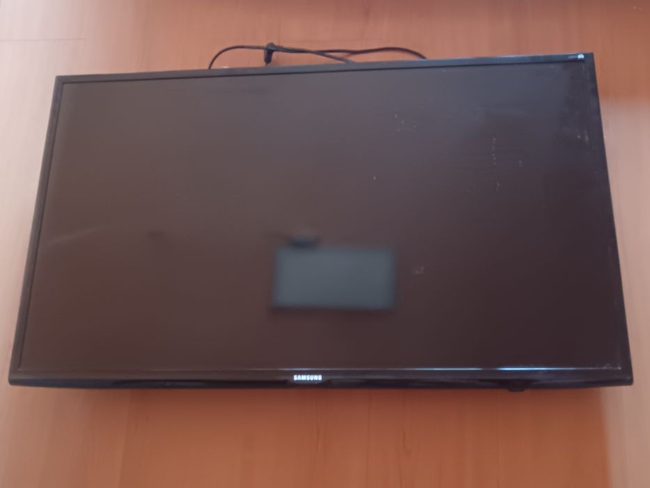 Vând televizor samsung