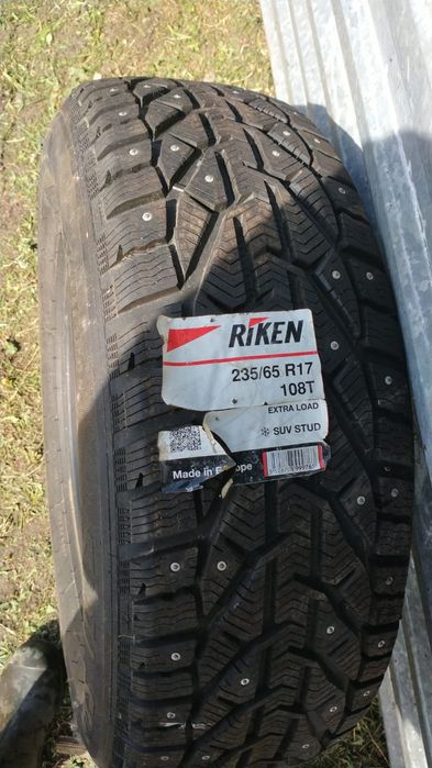 Продам шину зимнюю