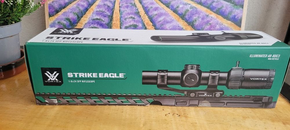 Luneta  Vortex Strike Eagle 1-8x24 AR-BDC3 MOA