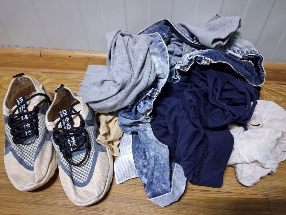 Donez haine de damă