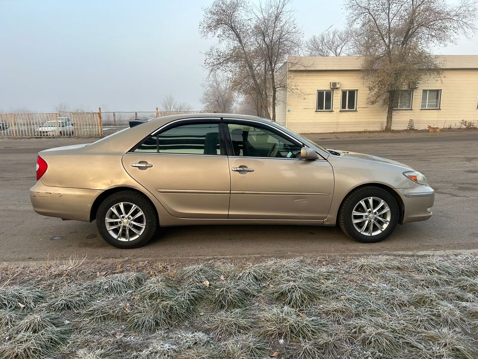 Продам Тайоту камри 30