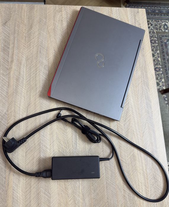 Ноутбук Fujitsu LIFEBOOK U745 | Intel Core i5