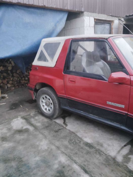Geo Tracker (Suzuki Vitara)
