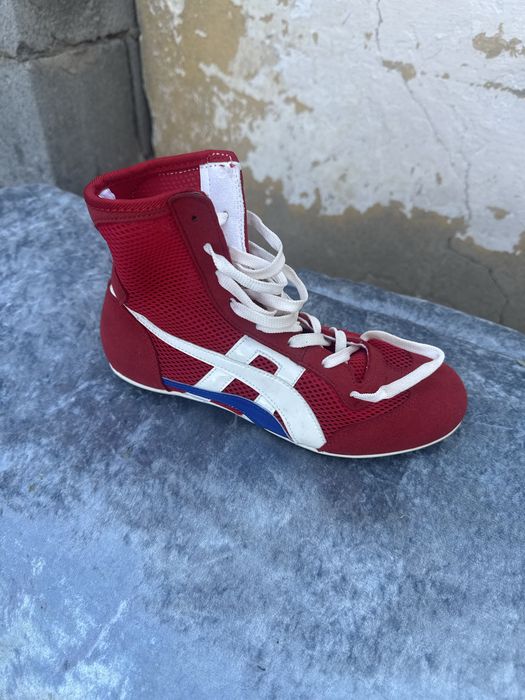 Борцовки asics новые продам