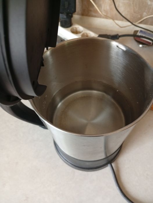 Cană de fiert apă Gramatic de 1,8 l nouă