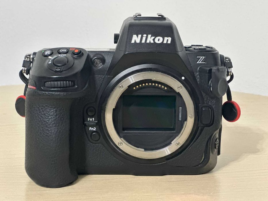 Body Nikon Z8 in stare excelenta