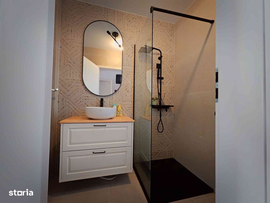 Vilă pentru familie, complex închis, curte mare | proprietar